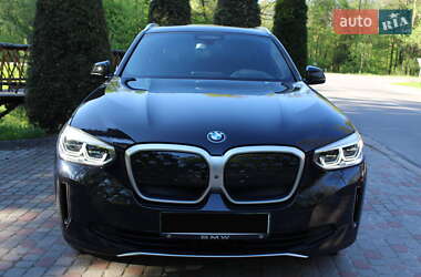Позашляховик / Кросовер BMW iX3 2021 в 