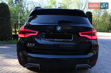 Позашляховик / Кросовер BMW iX3 2021 в 