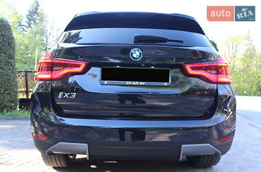 Позашляховик / Кросовер BMW iX3 2021 в 
