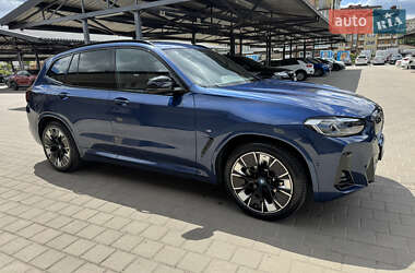 Внедорожник / Кроссовер BMW iX3 2021 в 