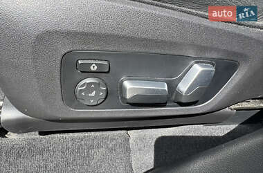 Внедорожник / Кроссовер BMW iX3 2021 в 