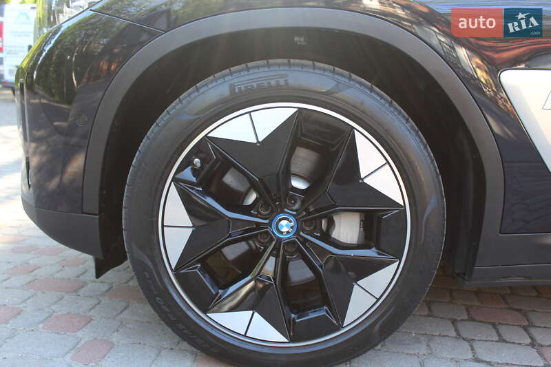 Внедорожник / Кроссовер BMW iX3 2021 в Трускавце