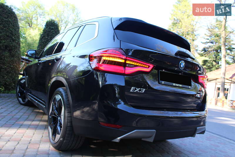 Внедорожник / Кроссовер BMW iX3 2021 в Трускавце