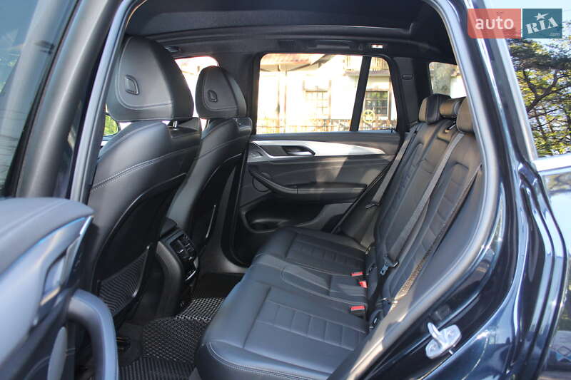 Внедорожник / Кроссовер BMW iX3 2021 в Трускавце