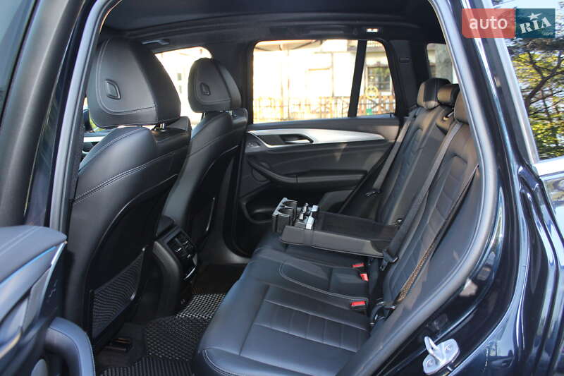 Внедорожник / Кроссовер BMW iX3 2021 в Трускавце