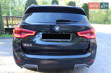 Внедорожник / Кроссовер BMW iX3 2021 в 