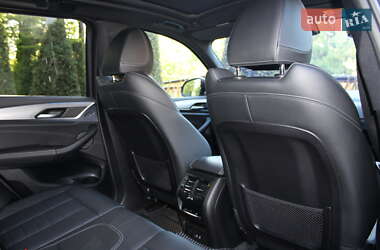 Внедорожник / Кроссовер BMW iX3 2021 в 