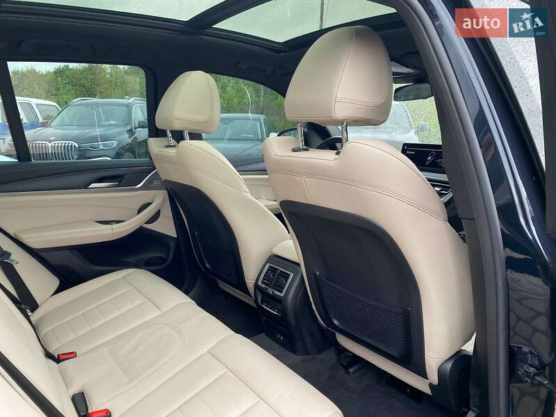 Внедорожник / Кроссовер BMW iX3 2023 в Львове