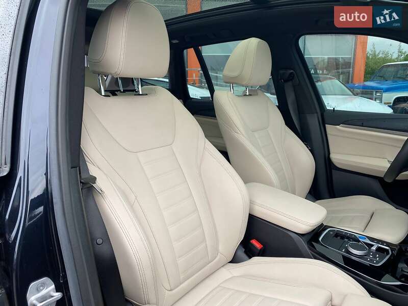 Внедорожник / Кроссовер BMW iX3 2023 в Львове