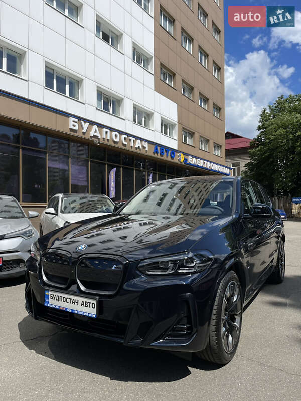 Позашляховик / Кросовер BMW iX3 2025 в Києві