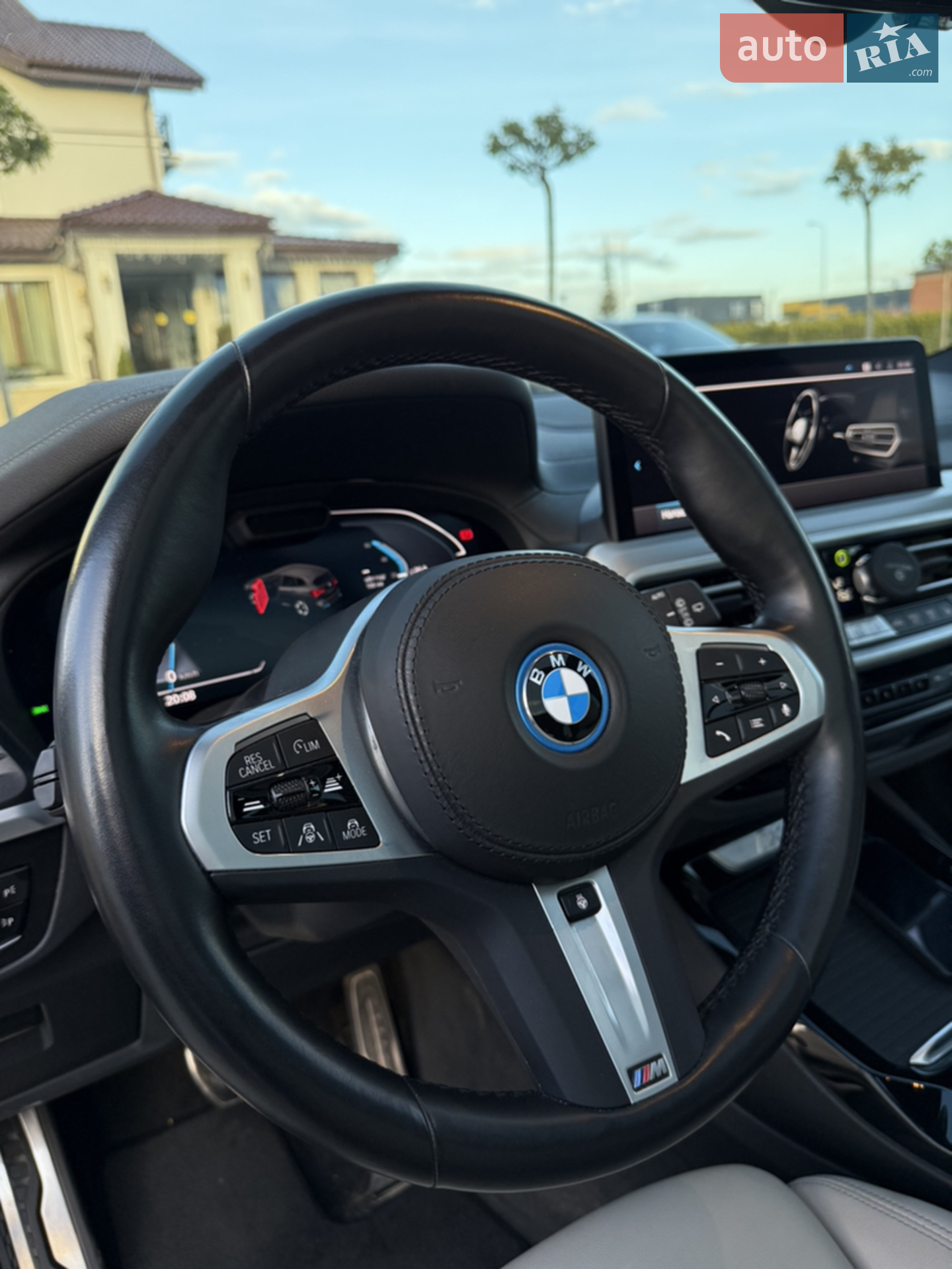 2022 BMW iX3 - мініатюра 28