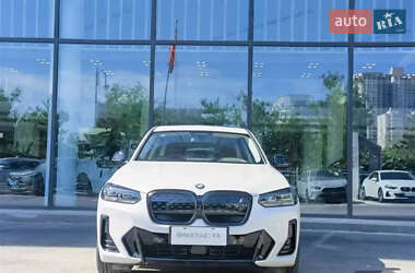 Внедорожник / Кроссовер BMW iX3 2023 в 