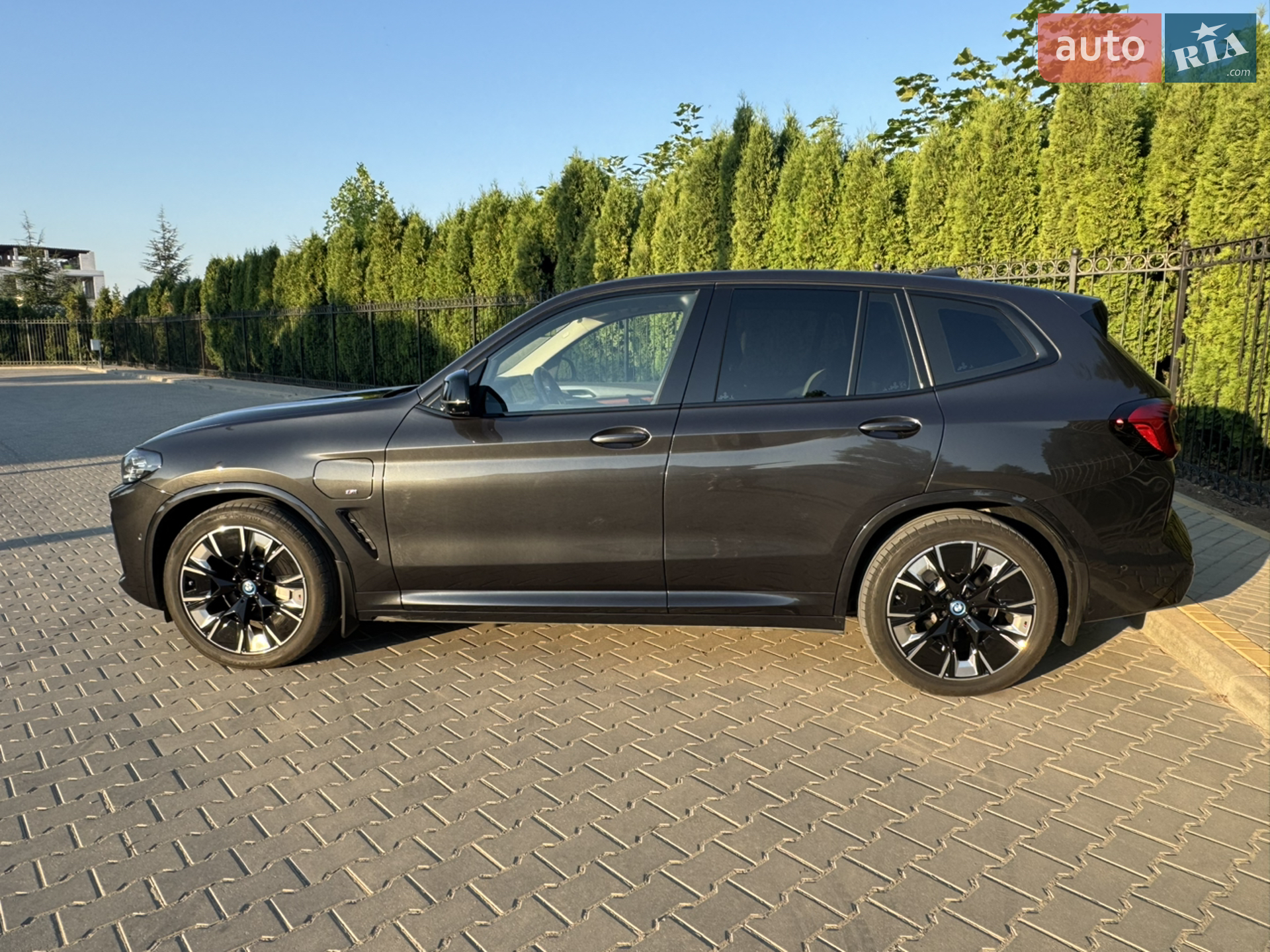 2023 BMW iX3 - мініатюра 3