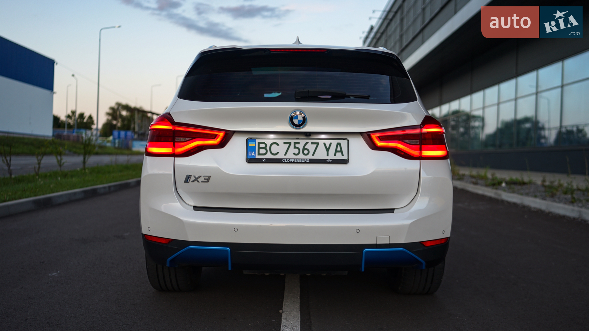 2021 BMW iX3 - мініатюра 9