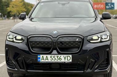 Внедорожник / Кроссовер BMW iX3 2023 в 
