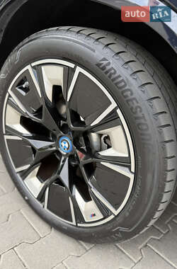 Внедорожник / Кроссовер BMW iX3 2023 в 