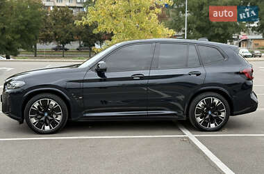 Внедорожник / Кроссовер BMW iX3 2023 в 