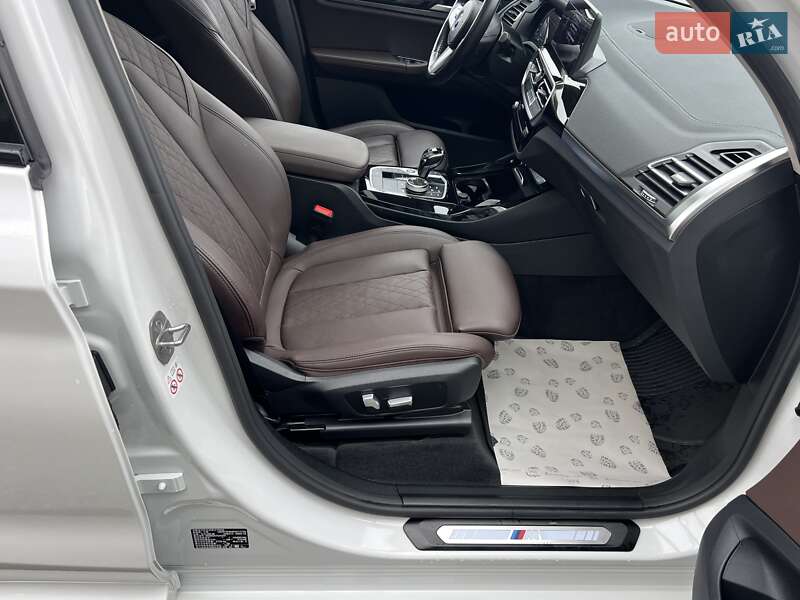 Внедорожник / Кроссовер BMW iX3 2022 в Киеве фото 24 Внедорожник / Кроссовер BMW iX3 2022 в Киеве