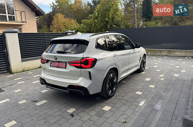Внедорожник / Кроссовер BMW iX3 2023 в 