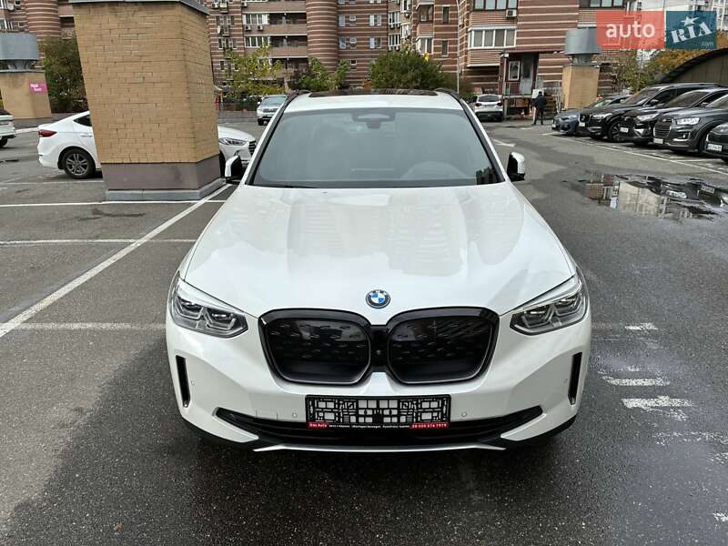 Позашляховик / Кросовер BMW iX3 2021 в Києві