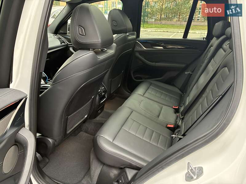 Позашляховик / Кросовер BMW iX3 2021 в Києві