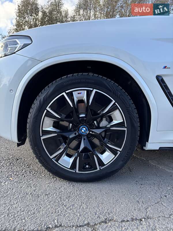 Позашляховик / Кросовер BMW iX3 2024 в Одесі