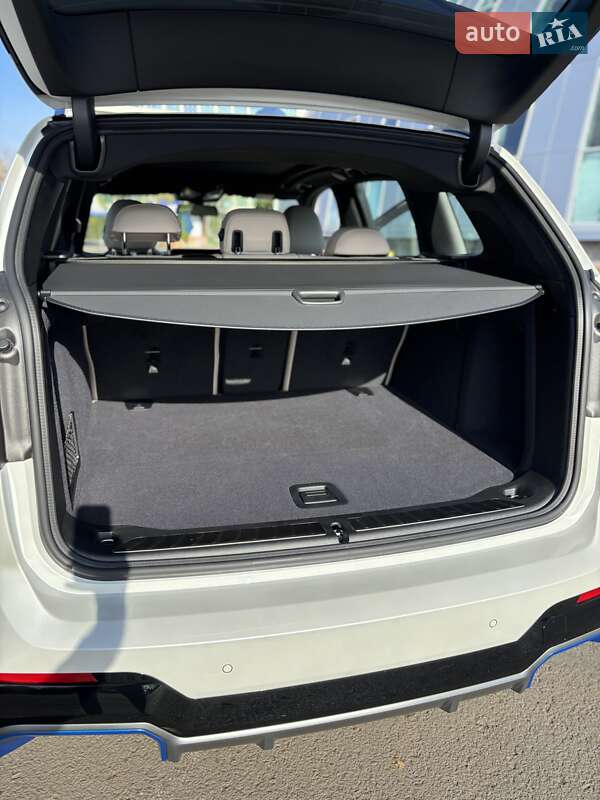 Позашляховик / Кросовер BMW iX3 2024 в Одесі