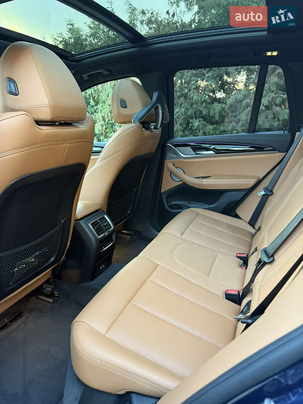 Внедорожник / Кроссовер BMW iX3 2021 в Львове