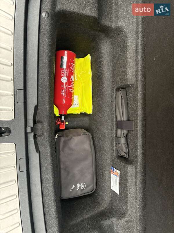 Внедорожник / Кроссовер BMW iX3 2021 в Киеве