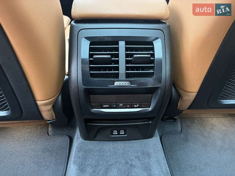 Внедорожник / Кроссовер BMW iX3 2021 в Киеве