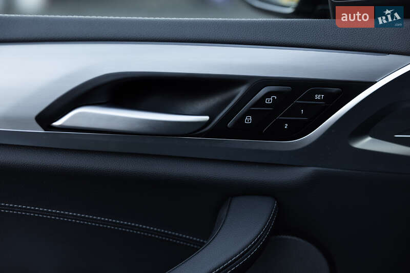 Позашляховик / Кросовер BMW iX3 2021 в Луцьку