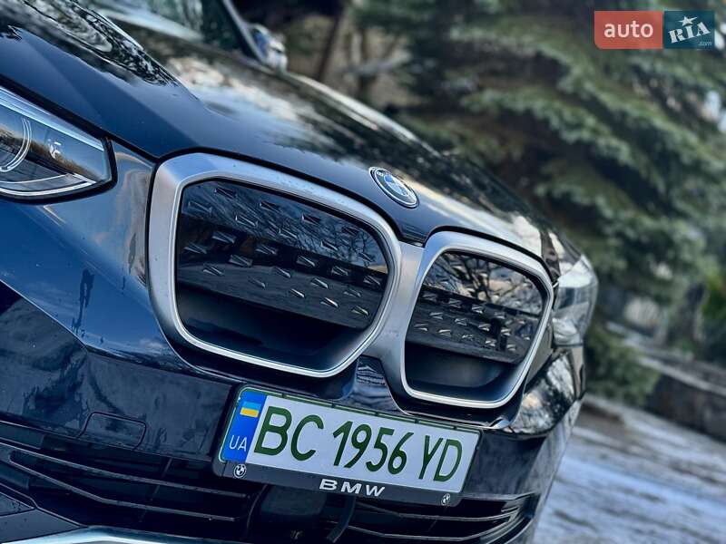 Внедорожник / Кроссовер BMW iX3 2021 в Дрогобыче