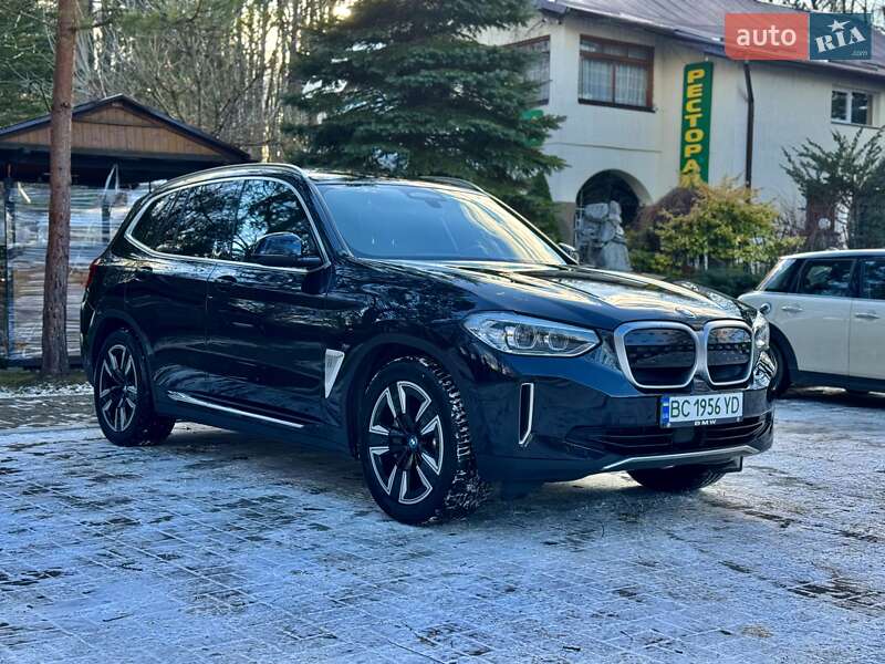 Внедорожник / Кроссовер BMW iX3 2021 в Дрогобыче