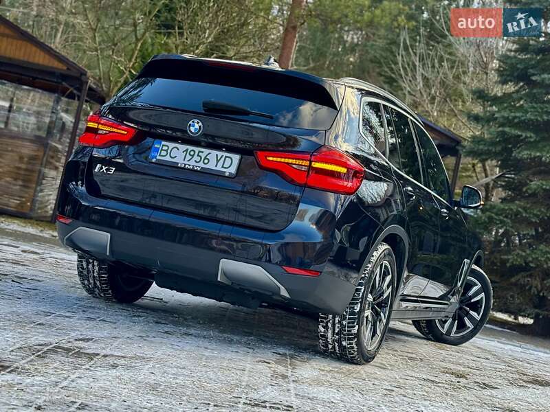 Внедорожник / Кроссовер BMW iX3 2021 в Дрогобыче