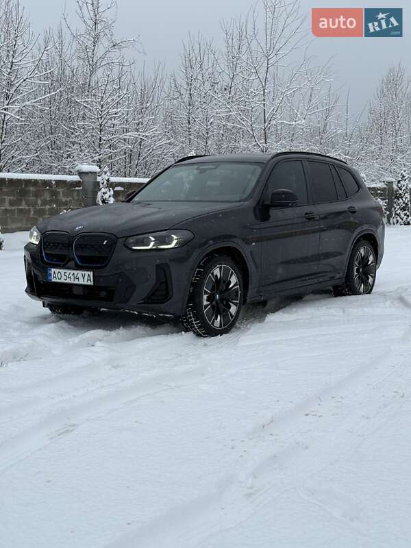 Внедорожник / Кроссовер BMW iX3 2023 в Мукачево
