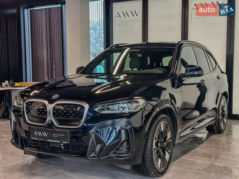 Внедорожник / Кроссовер BMW iX3 2021 в Львове