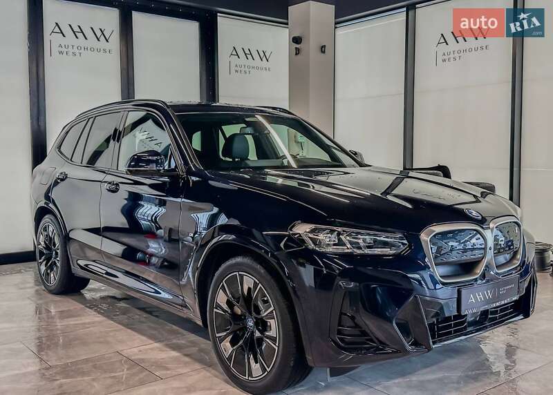 Внедорожник / Кроссовер BMW iX3 2021 в Львове