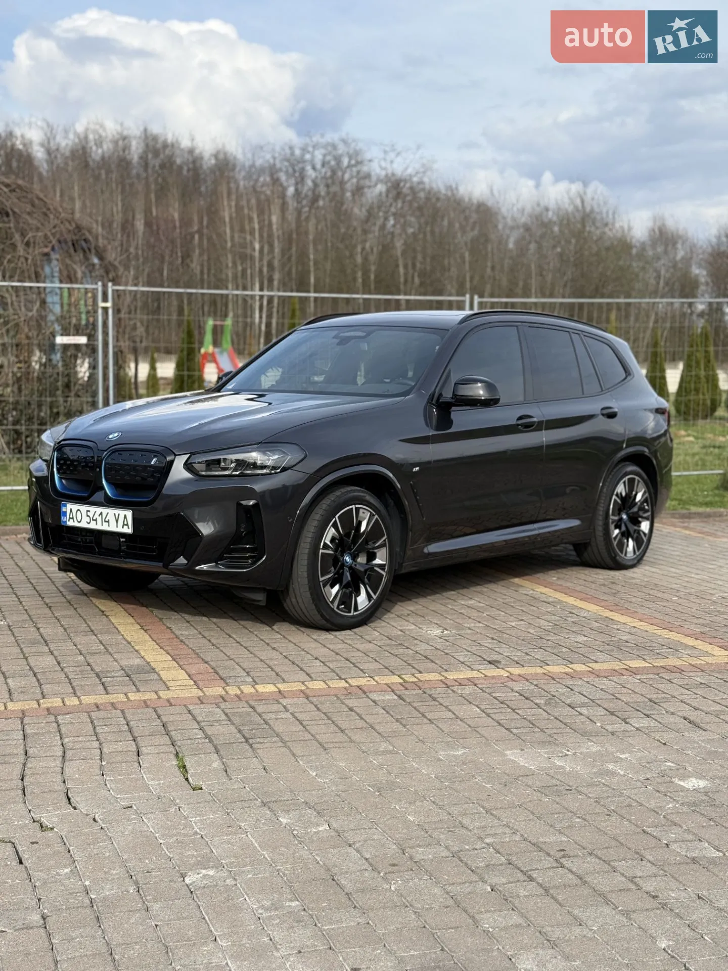 2023 BMW iX3 - мініатюра 3