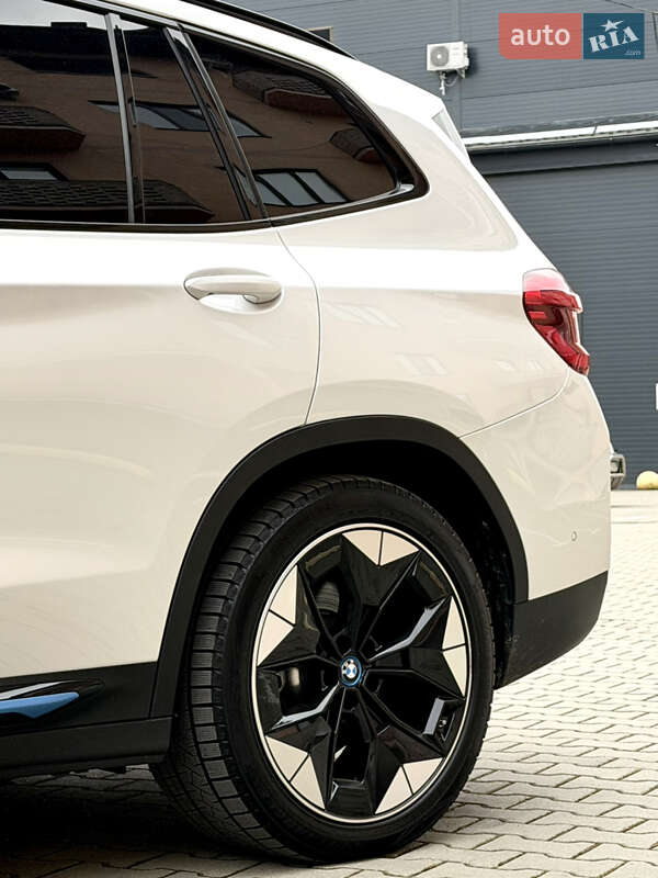 Позашляховик / Кросовер BMW iX3 2021 в Ужгороді фото 17 Позашляховик / Кросовер BMW iX3 2021 в Ужгороді