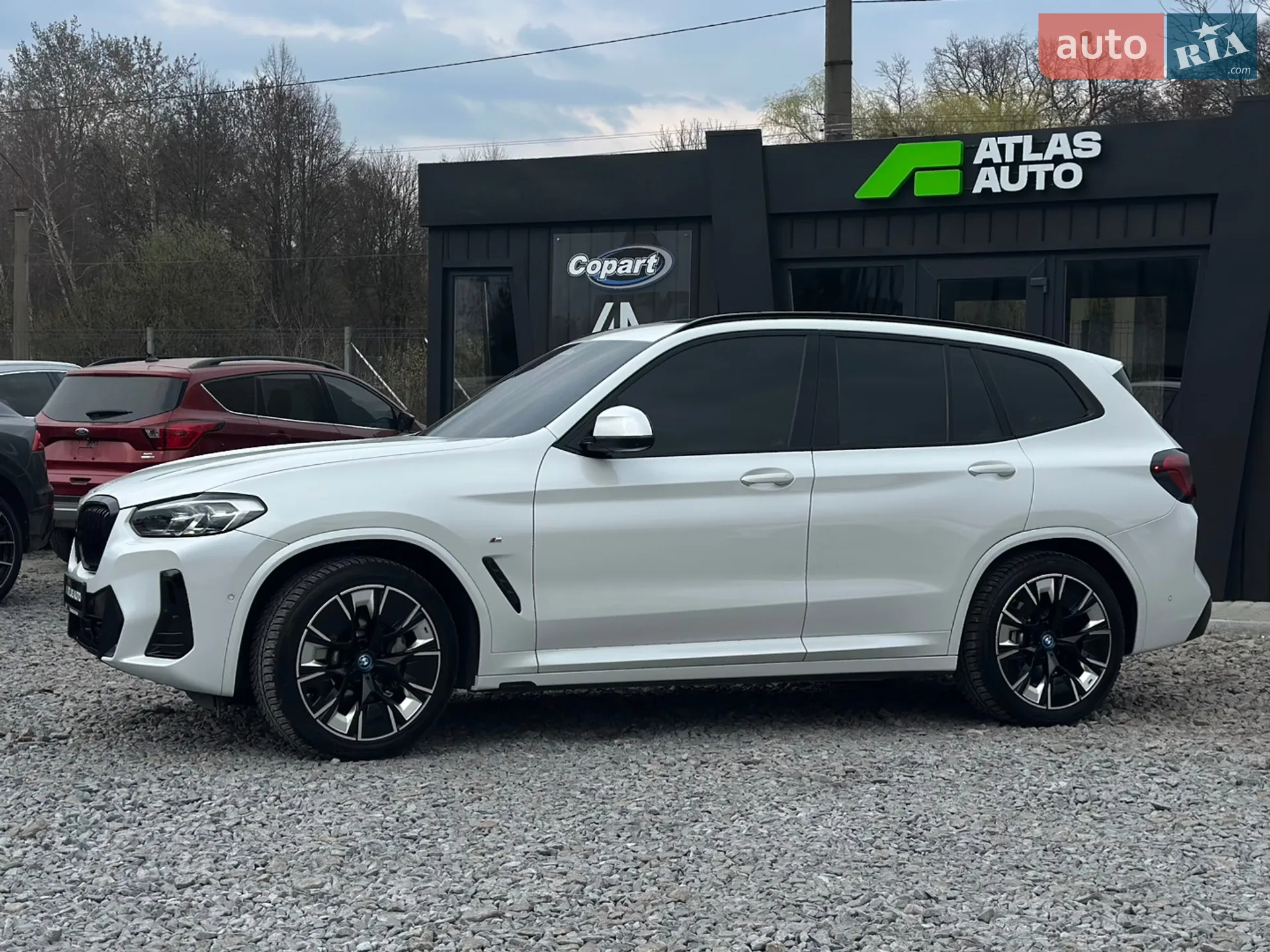 2022 BMW iX3 - мініатюра 3
