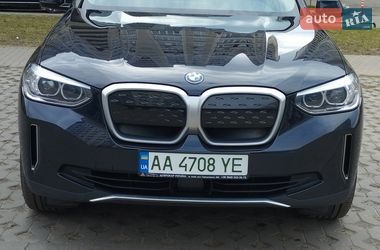 Внедорожник / Кроссовер BMW iX3 2021 в Киеве
