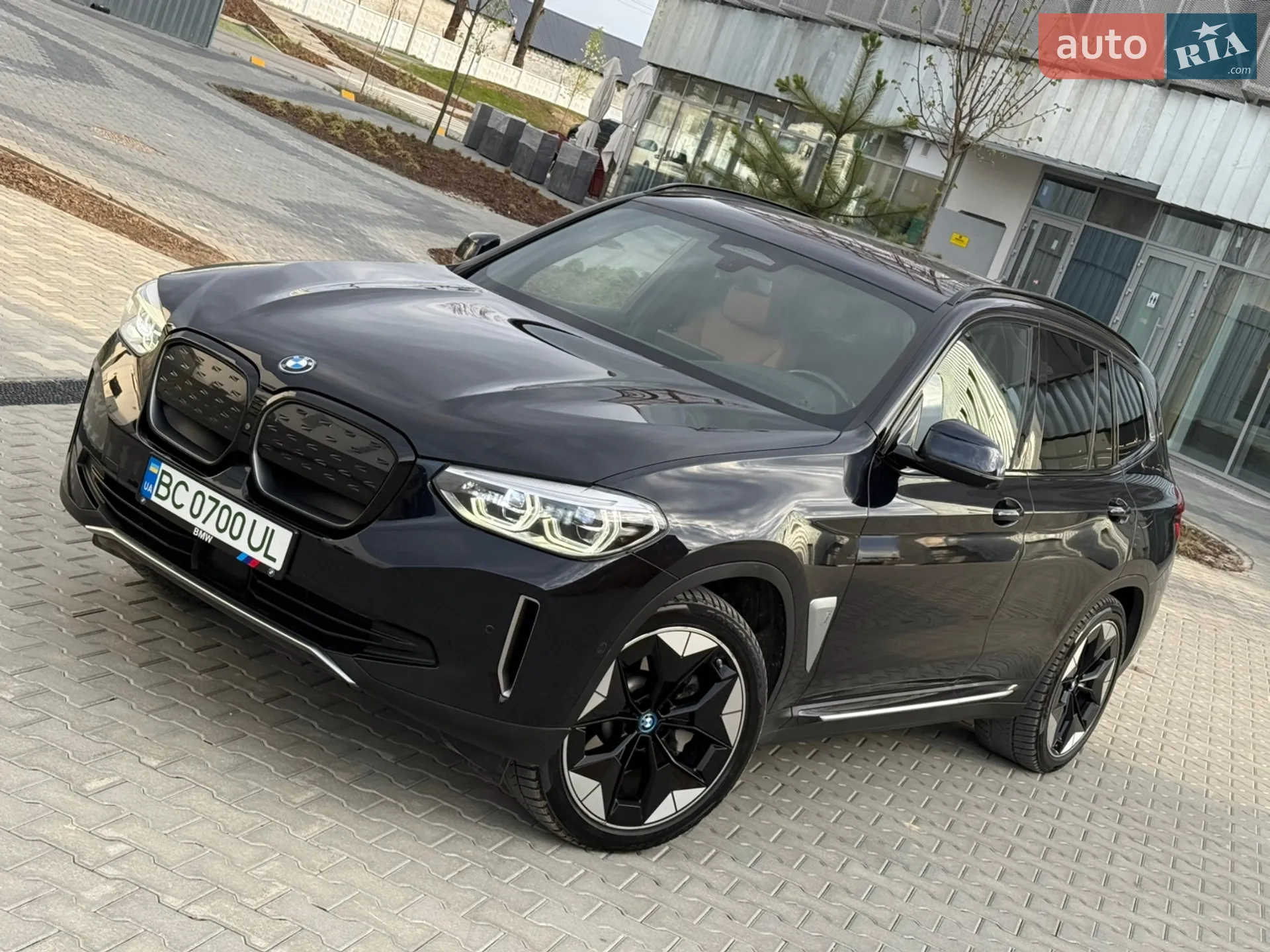 2021 BMW iX3 - мініатюра 8