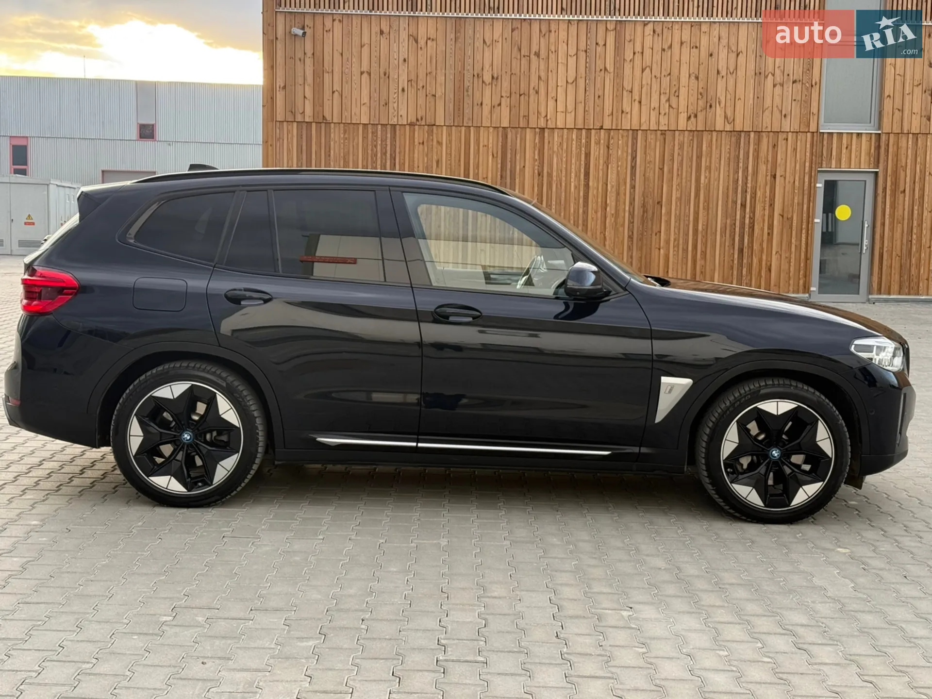 2021 BMW iX3 - мініатюра 36