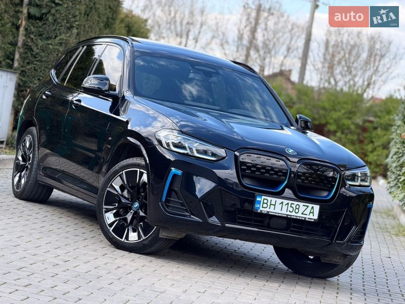 BMW iX3 2021