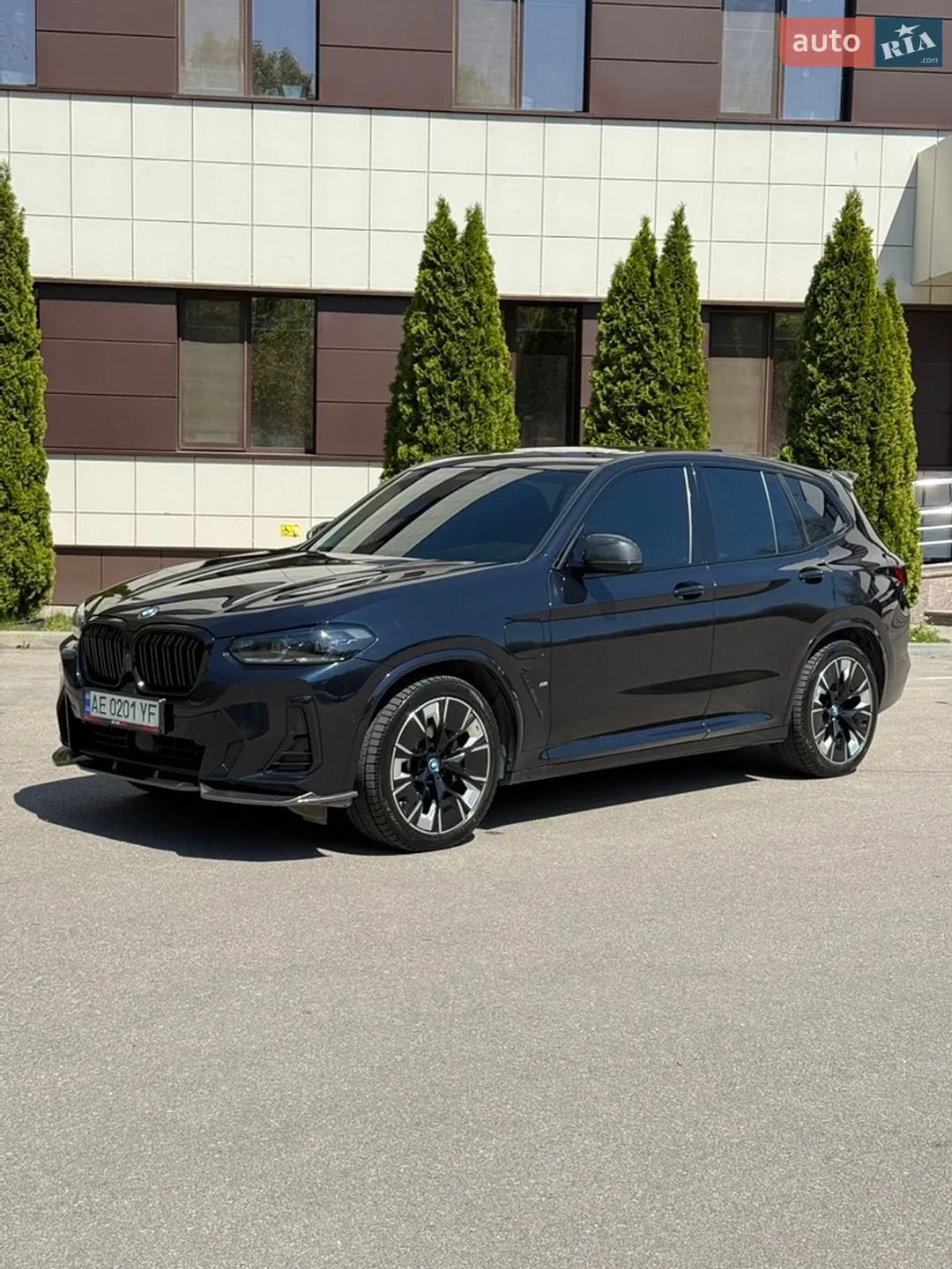 2022 BMW iX3 - мініатюра 5