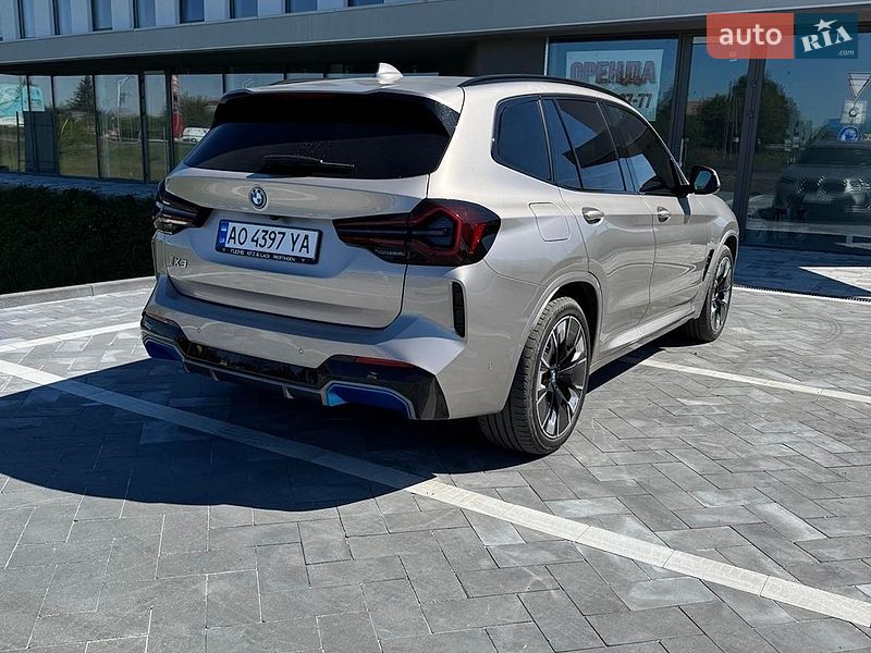 Внедорожник / Кроссовер BMW iX3 2023 в Ужгороде