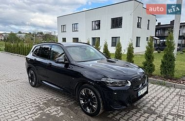 Внедорожник / Кроссовер BMW iX3 2022 в Ровно
