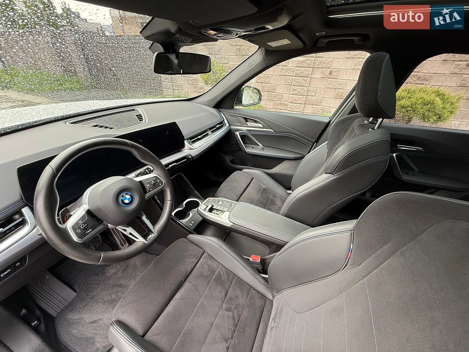 2023 BMW iX1 - мініатюра 22