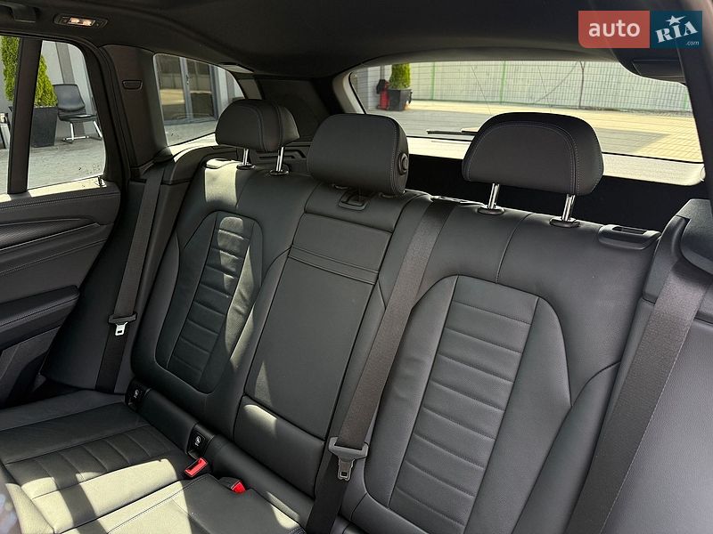 Внедорожник / Кроссовер BMW iX3 2021 в Мукачево