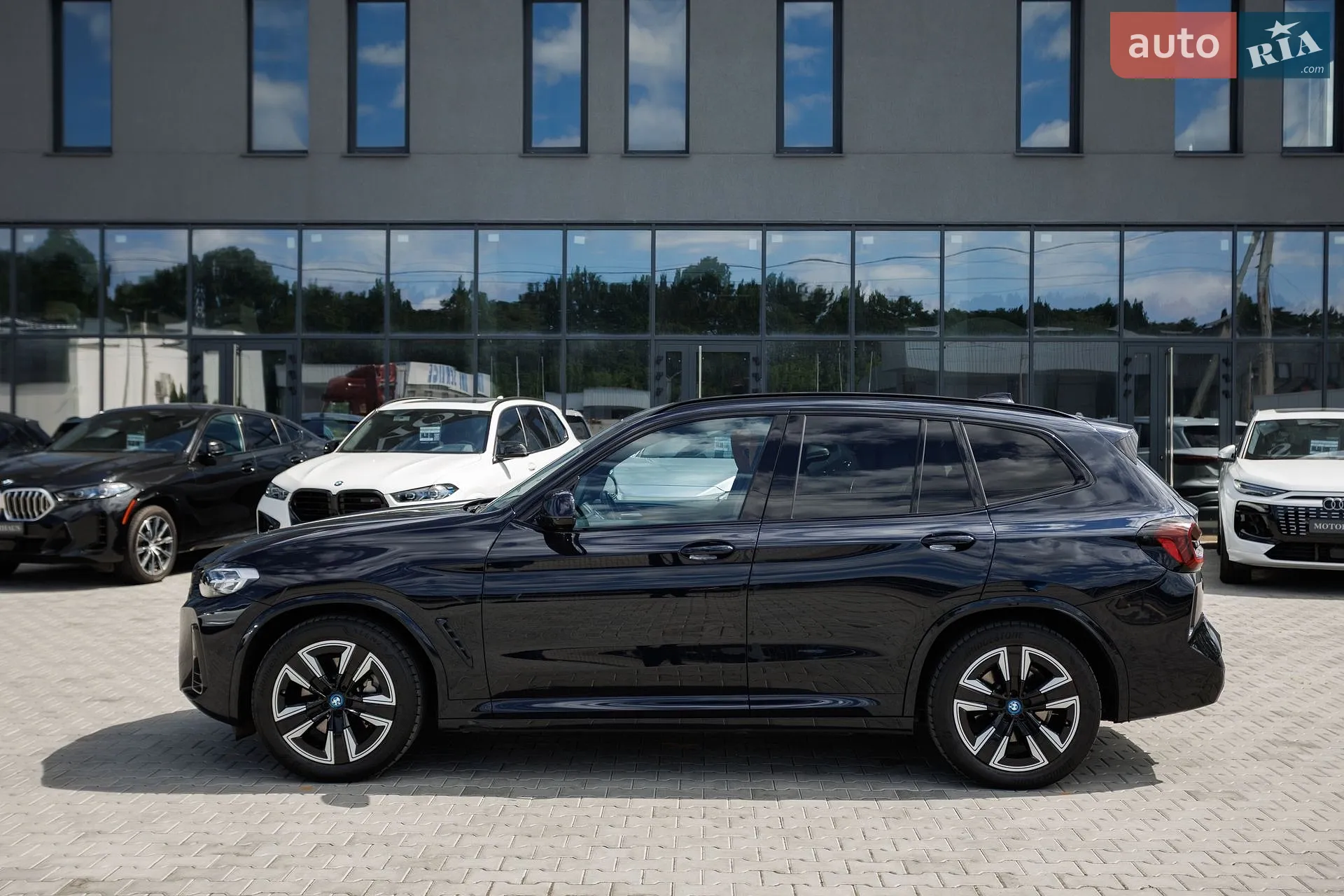 2022 BMW iX3 - мініатюра 6
